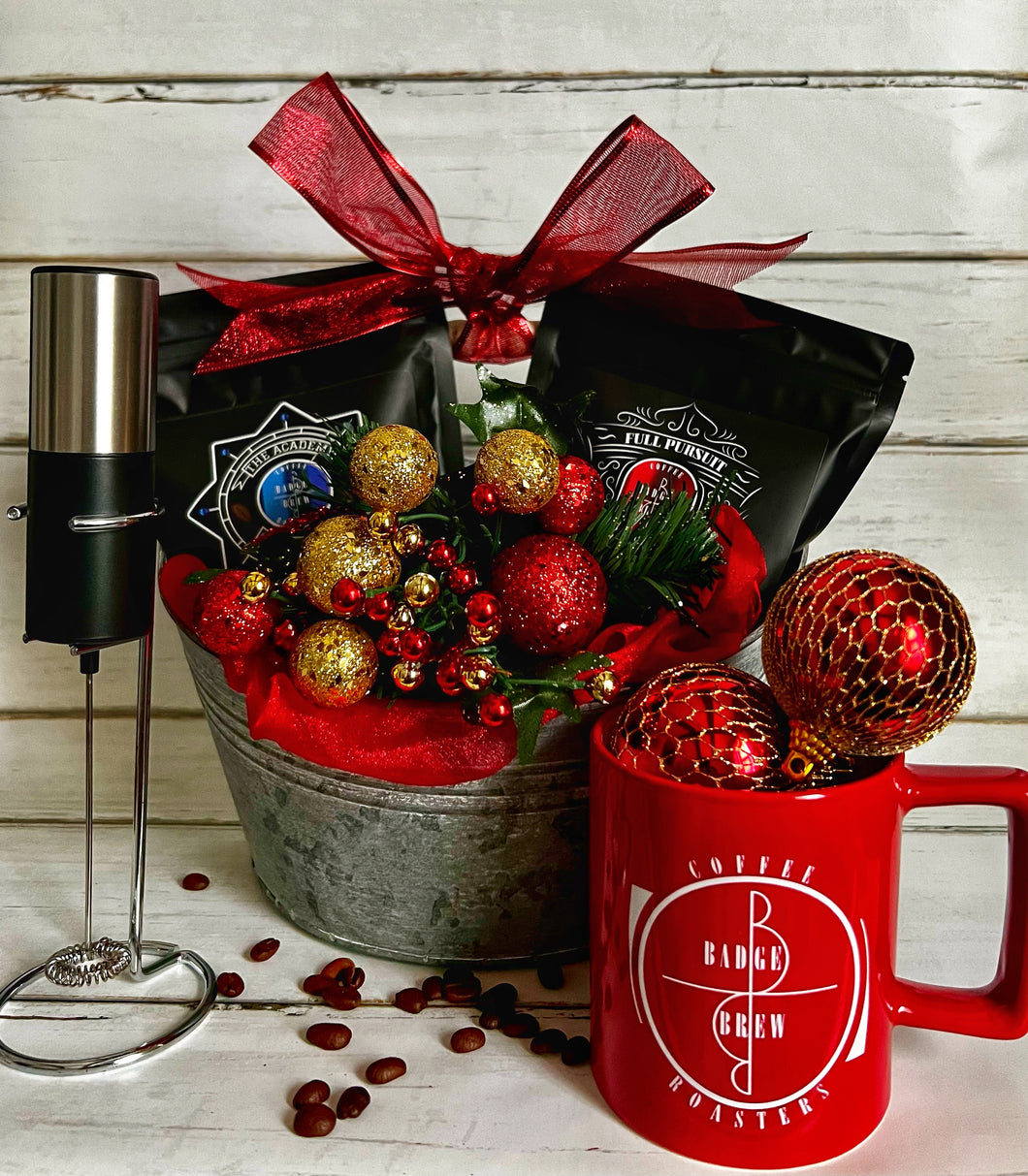 MERRY & BRIGHT GIFT TIN